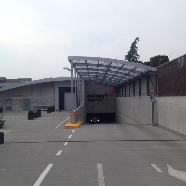 Nieuwbouw Colruyt-winkel met parking
